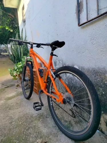 Bike Btwin Laranja Aro 29 Conservada