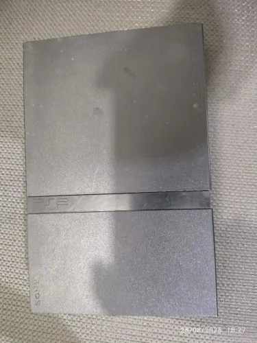 PlayStation 2 Slim no estado.