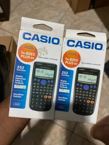 Casio Fx-82es Fx82es Plus Bk Calculadora de cálculos científicos com 252 funções