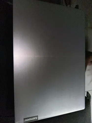 Vendo Lenovo IdeaPad S145-15IIL, ideal para estudos, trabalho, faculdade e uso no dia
