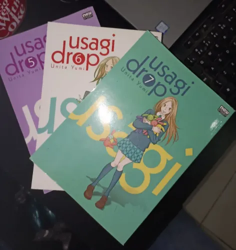 Mangás de Usagi Drop, com 7 volumes de 8, para completar a coleção 