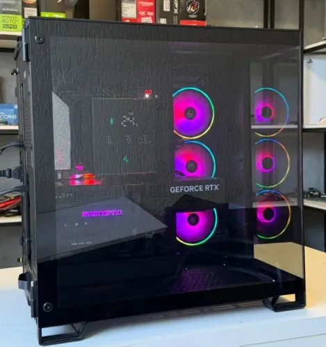 PC GAMER HIGH END INTEL DDR5 ( RTX 5080, i9...)