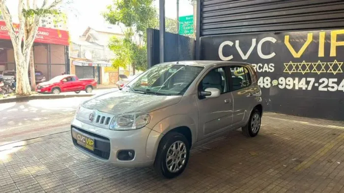 Fiat Uno Vivace Celeb. 1.0 EVO F.flex 8V 5P 2012