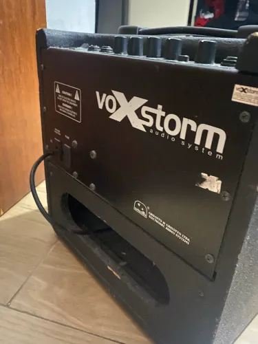 Caixa de som para guitarra 
