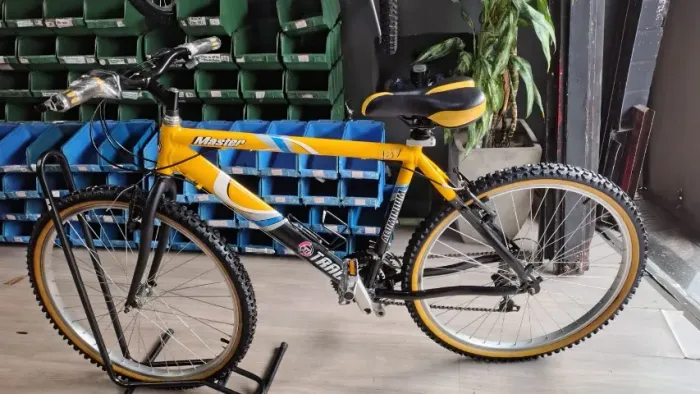 Bicicleta aro 26 Track TB Master