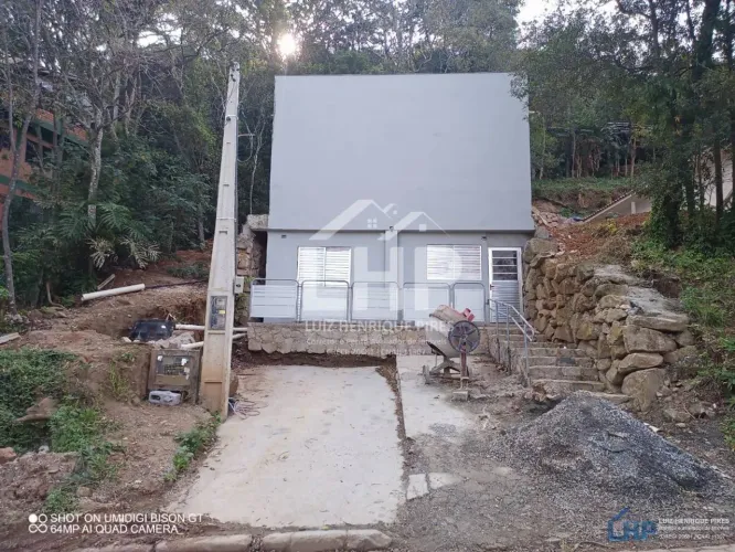Casa à venda no bairro Pântano do Sul em Florianópolis/SC