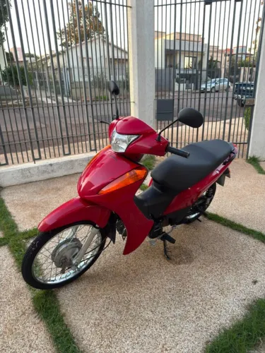 Honda Biz 100 ES Vermelha 2014 (Segunda Dona, Apenas 23 mil km)