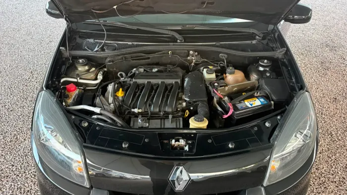 Renault Sandero Privilège Hi-flex 1.6 16V 5P AUT 2014