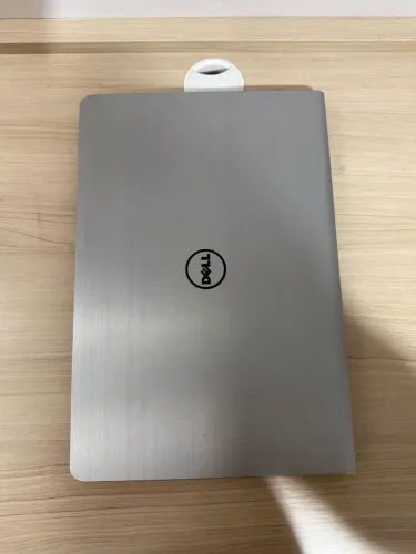 Vendo notebook Dell Core i7 de 4a geração com placa de vídeo 2gb