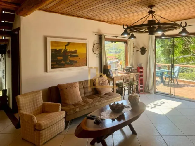 Casa em Condomínio no Estilo Casa de Campo com Vista para as Montanhas, 3 Quartos em Varge