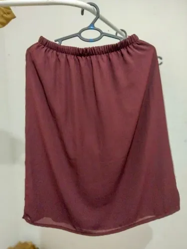 Saia forrada com elástico