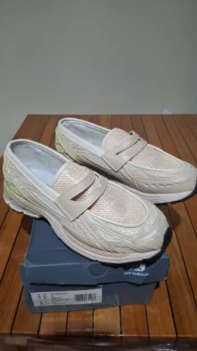 Tênis New Balance U1906LNU