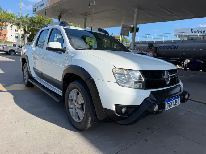 Renault Duster Oroch Dyna. 2.0 Hi-flex 16V Aut. 2017