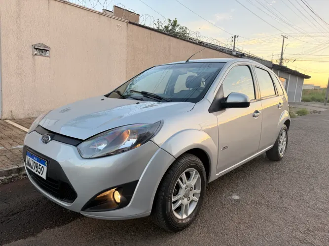 Ford Fiesta 1.6 8V Flex/class 1.6 8V Flex 5P 2012