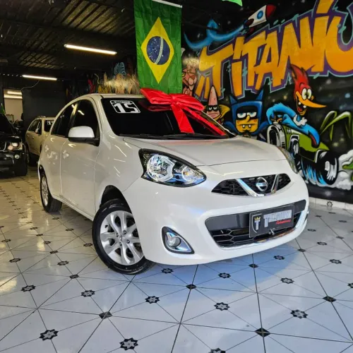 Nissan March SV 1.0 12V Flex 5P 2015