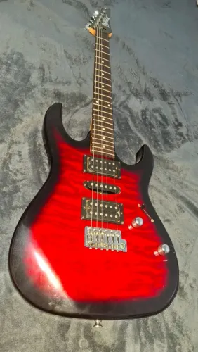 GUITARRA IBANEZ