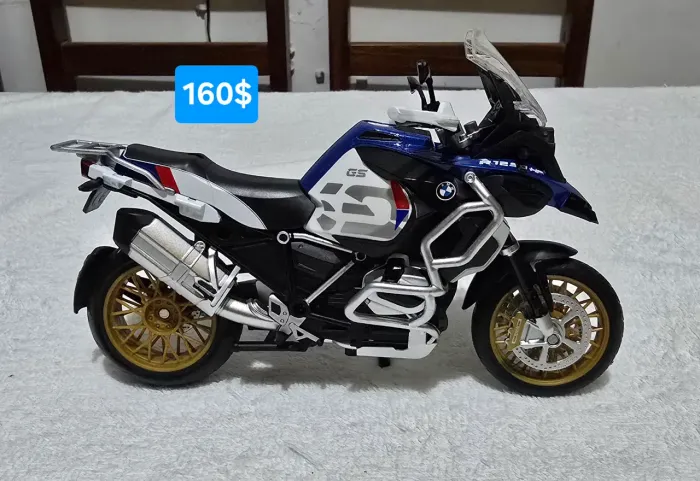 Moto miniatura BMW R1250GS