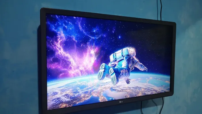 TELEVISÃO LG 32 POLEGADAS PERFEITAMENTE NOVA <br>*Pra levar logo R$700*