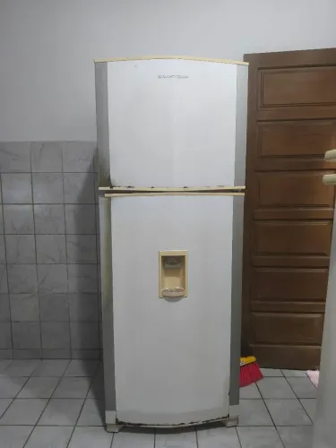 Geladeira Eletrolux