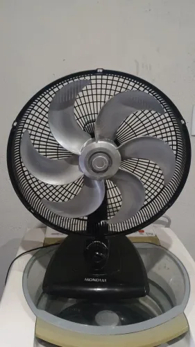 Ventilador mondial de 40 cm ótimo para uso preço negociável