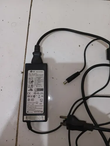 Fonte para notebook LG 
