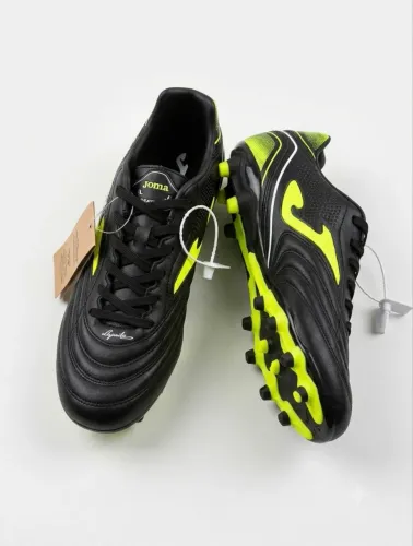 Chuteira de futebol