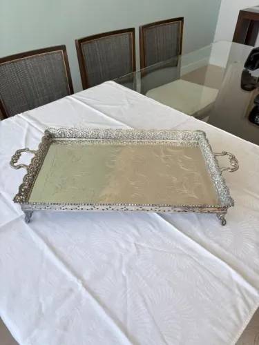Bandeja Vintage Banhada a Prata 53x34cm