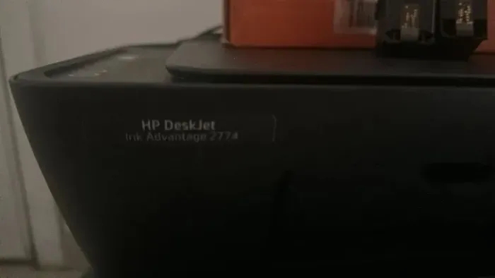 Impressora HP 2774 com Refis de Tinta