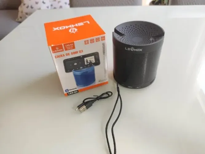 Caixa de Som Lehmox Q3 Bluetooth Preta + Entrego