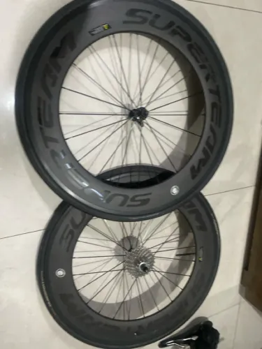 Rodas de carbono 80mm superteam