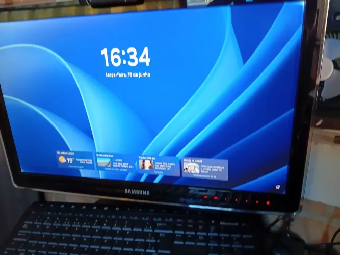 Monitor e TV Samsung 24 polegadas