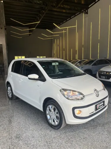 Volkswagen Up! High 1.0 TSI Total Flex 12V 5P 2017