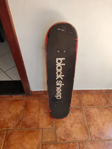 Vendo ótimo skate 180 reais