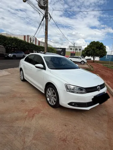 Volkswagen Jetta Comfortline 2.0 T.flex 8V 4P Tipt. 2014