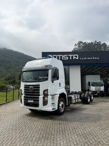 25-460 Constel. 6x2 Tractor - Chassi