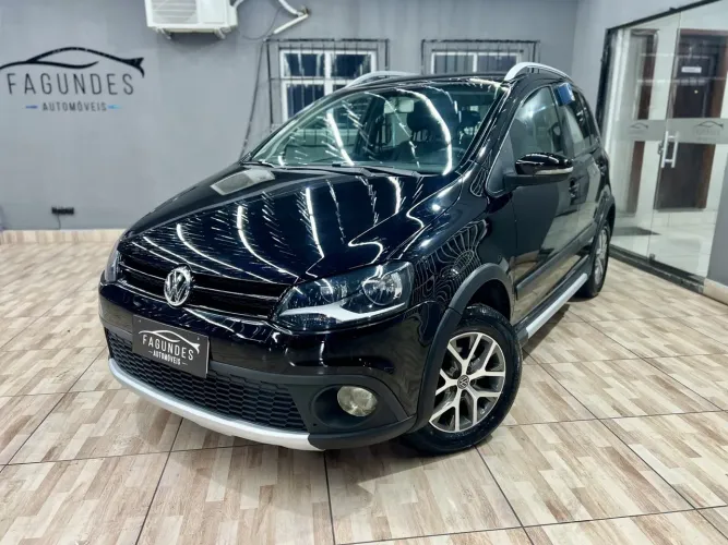 Volkswagen Crossfox 1.6 MI Total Flex 8V 5P 2013