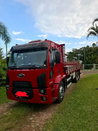 Ford Cargo 2422