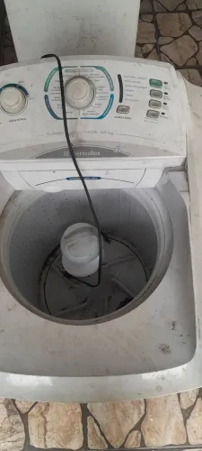 Venda de máquina de lavar roupa com defeito