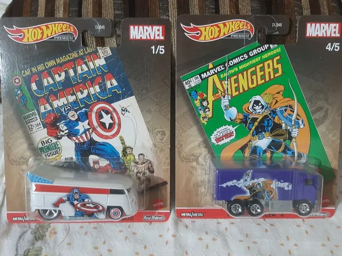 Carrinhos hot wheels linha Premiun, Marvel UNIVERSE, LEIA DESCRIÇÃO.