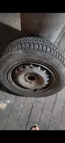 Roda e pneu aro 13