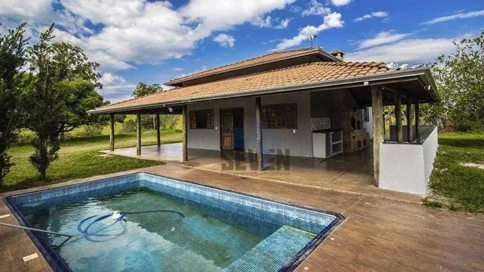 Haras com 9 Alqueires em Fernão SP  Estrutura Completa para Equinos