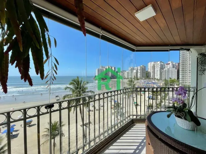 Apartamento frente mar com 3 quartos (3 suítes), 2 vagas e lazer à venda em Jardim Astúria