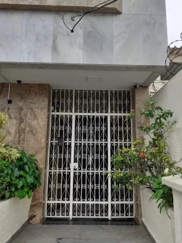 Imóvel para aluguel com 200 metros quadrados com 3 quartos em Centro - São João de Meriti