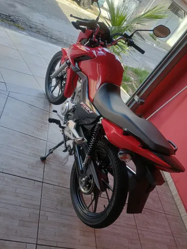 160 novinha baixo km único dono
