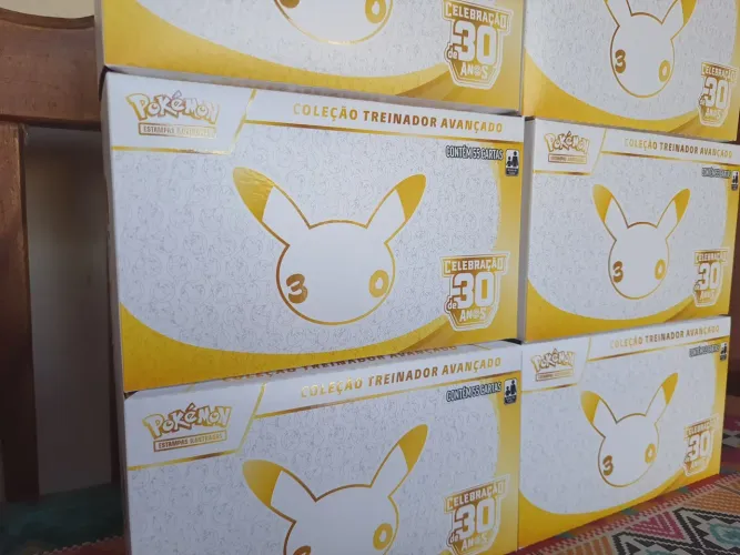 ETB Pokémon Coleção 30 anos Nacional Lacrado