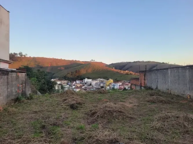 OPORTUNIDADE - EXCELENTE TERRENO/LOTE 1.050 M2