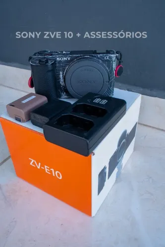 Câmera Digital Sony ZVE-10 Pouco Uso ( Apenas CORPO ) 