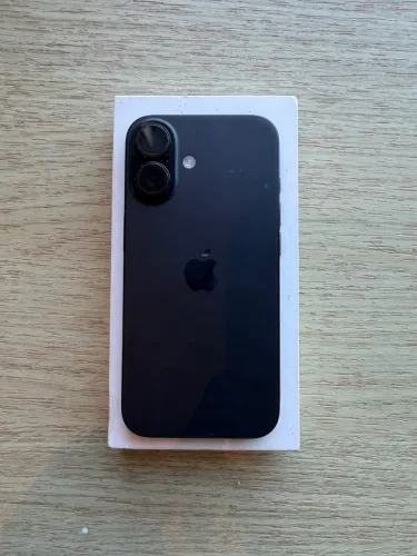 iPhone 16 256g black