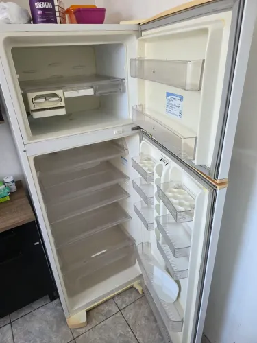 GELADEIRA ELECTROLUX 410L