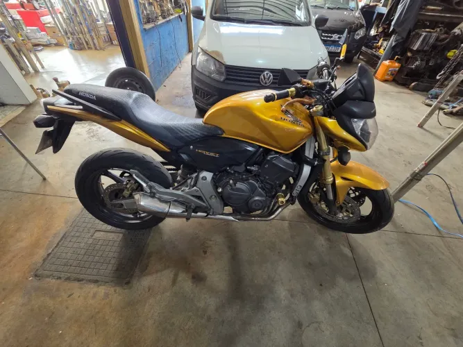 Hornet Cb600f